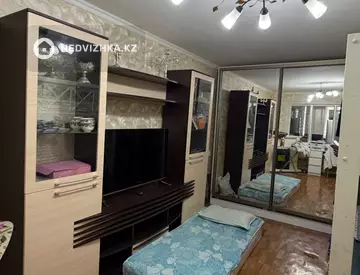 3-комнатная квартира, этаж 4 из 5, 74 м²