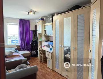 3-комнатная квартира, этаж 4 из 5, 74 м², миниатюра 6
