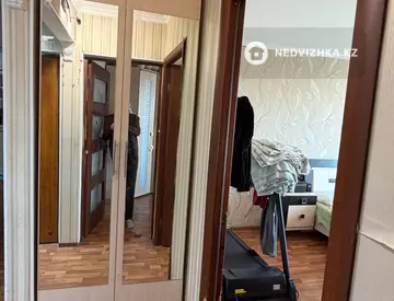 3-комнатная квартира, этаж 4 из 5, 74 м², миниатюра 9