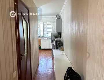 3-комнатная квартира, этаж 4 из 5, 74 м², миниатюра 10