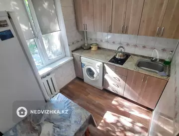 2-комнатная квартира, этаж 3 из 5, 50 м²
