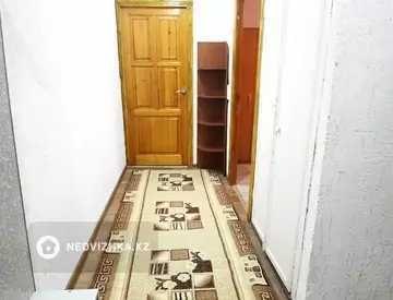 2-комнатная квартира, этаж 3 из 5, 50 м²
