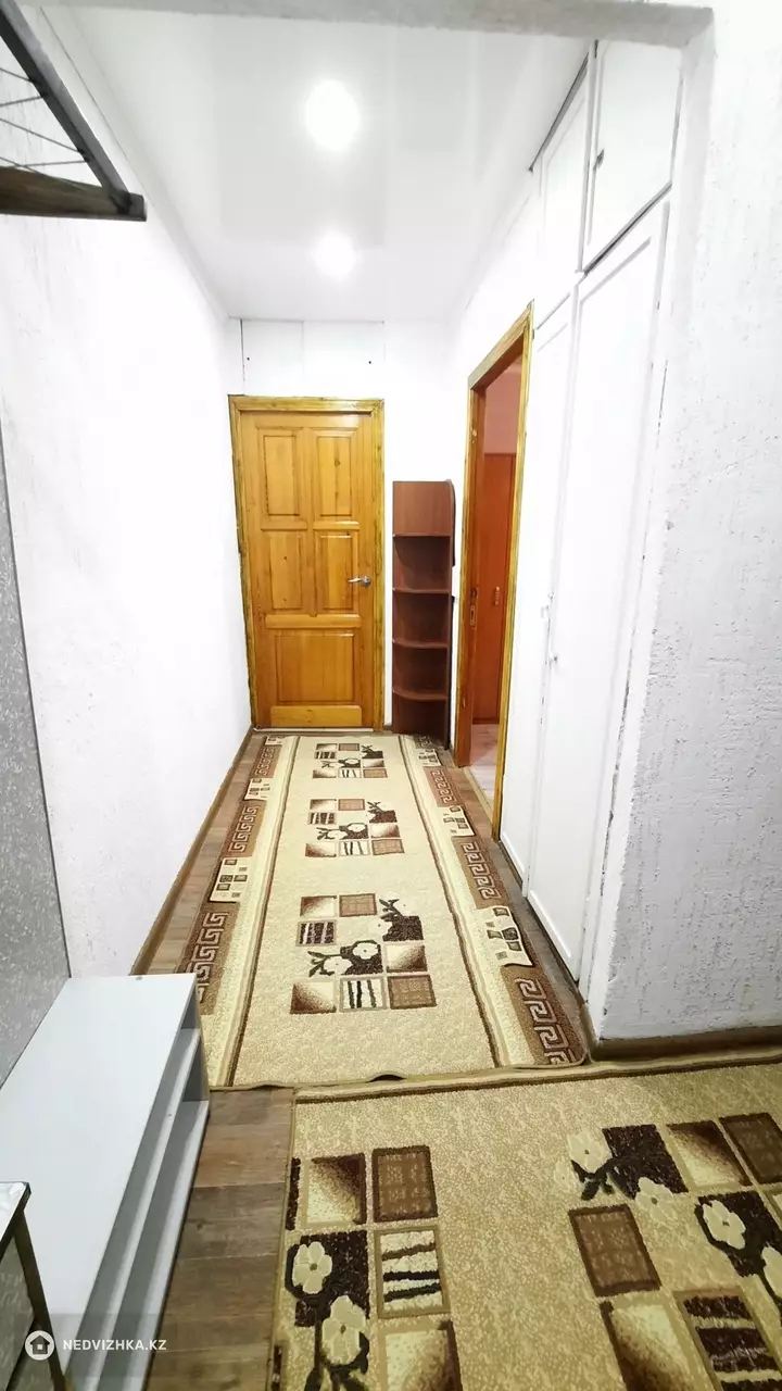 2-комнатная квартира, этаж 3 из 5, 50 м², фотография 3