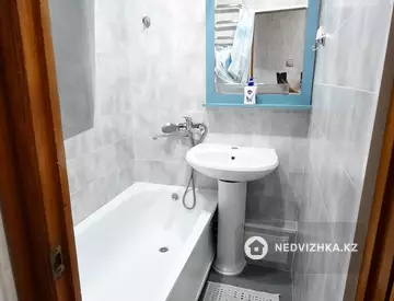 2-комнатная квартира, этаж 3 из 5, 50 м²