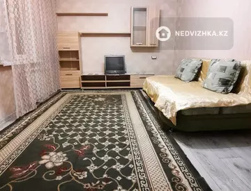 2-комнатная квартира, этаж 3 из 5, 50 м², миниатюра 6