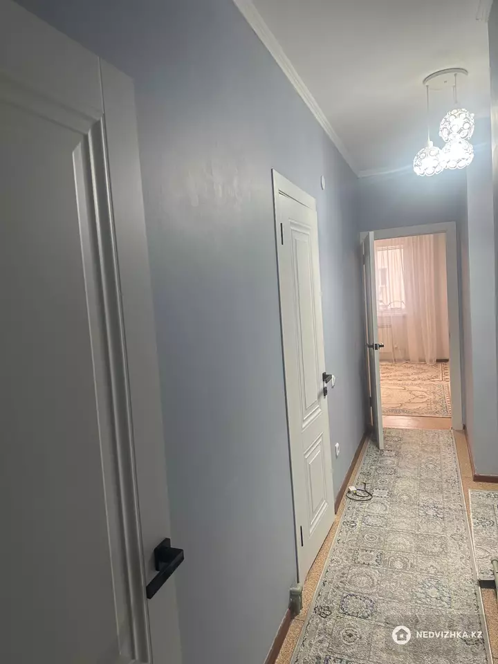 3-комнатная квартира, этаж 9 из 9, 80 м², фотография 5