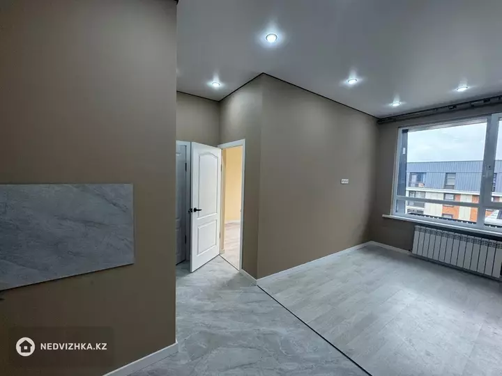 1-комнатная квартира, этаж 4 из 4, 34 м², фотография 2