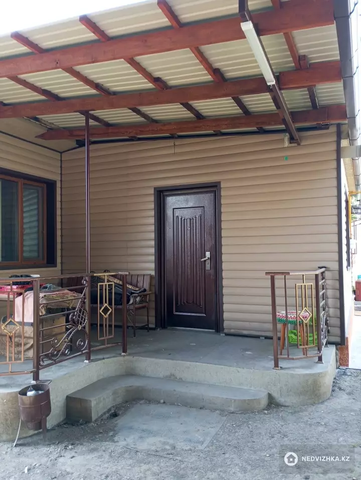 4-комнатный дом, 10.3 соток, 88 м²