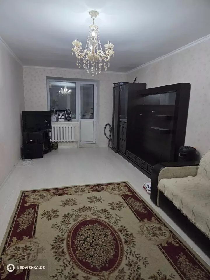 3-бөлмелі пәтер, қабат 3 барлық қабат саны 12, 95 м²