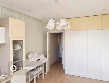 3-комнатная квартира, этаж 8 из 9, 90 м², миниатюра 11