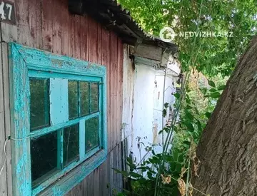 2-комнатный дом, 23 соток, 15 м²
