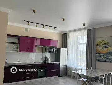 2-комнатная квартира, этаж 4 из 10, 67 м²