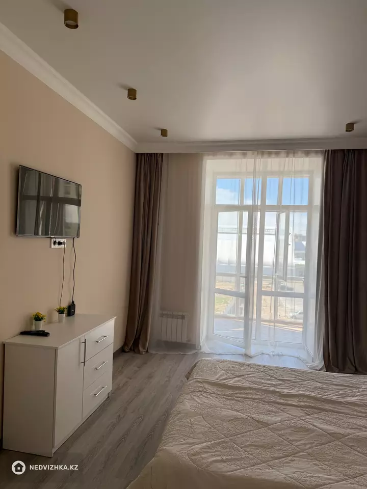 2-комнатная квартира, этаж 4 из 10, 67 м², фотография 4