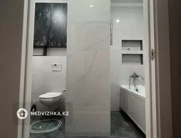 2-комнатная квартира, этаж 14 из 15, 52 м², На длительный срок