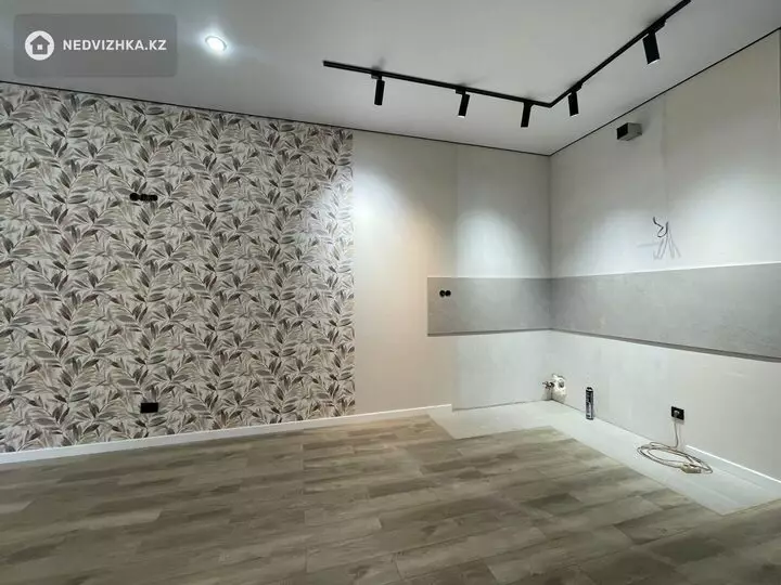 1-комнатная квартира, этаж 2 из 3, 35 м², фотография 3