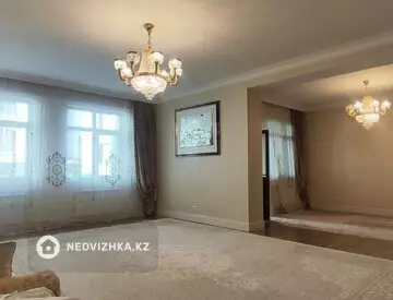 5-комнатная квартира, этаж 2 из 7, 280 м², миниатюра 11