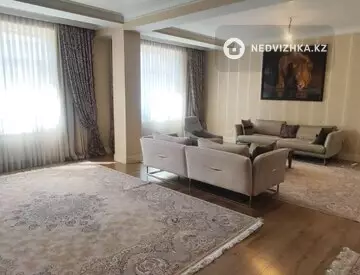 5-комнатная квартира, этаж 2 из 7, 280 м², миниатюра 3