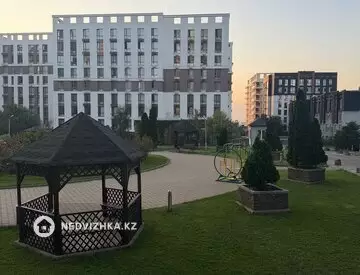 2-комнатная квартира, этаж 10 из 14, 55 м², миниатюра 10