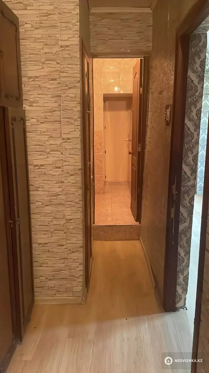 2-комнатная квартира, этаж 3 из 4, 49 м², фотография 3