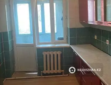 2-комнатная квартира, этаж 3 из 5, 49 м²