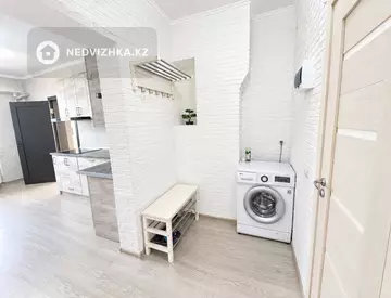 2-комнатная квартира, этаж 10 из 10, 46 м², миниатюра 6