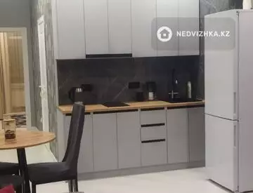 2-комнатная квартира, этаж 9 из 12, 43 м², миниатюра 7
