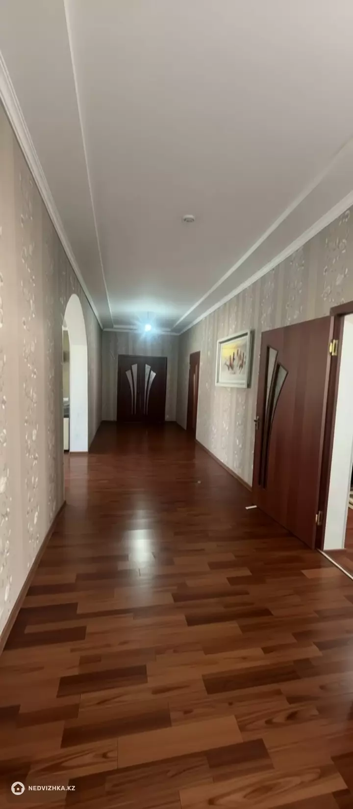 5-комнатный дом, 12 соток, 200 м², фотография 2