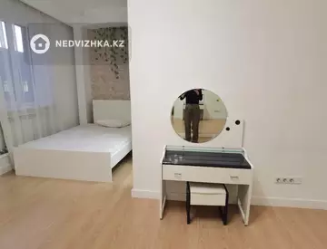 5-комнатная квартира, этаж 2 из 10, 198 м², миниатюра 12