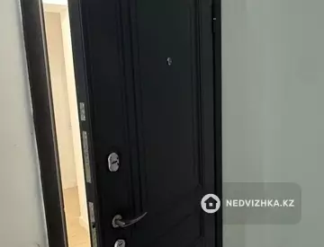 2-комнатная квартира, этаж 5 из 16, 52 м²
