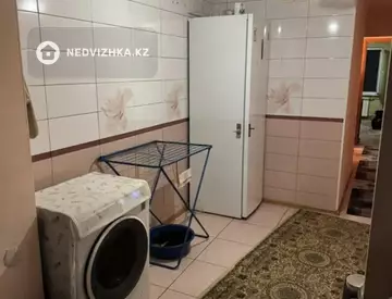 2-комнатная квартира, этаж 3 из 5, 49 м²