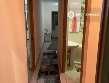 2-комнатная квартира, этаж 3 из 5, 49 м²