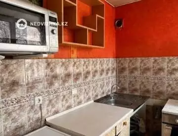 2-комнатная квартира, этаж 3 из 9, 42 м², миниатюра 1