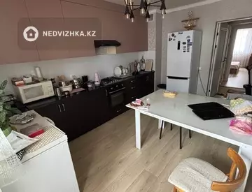 3-комнатная квартира, этаж 3 из 6, 77 м², миниатюра 6