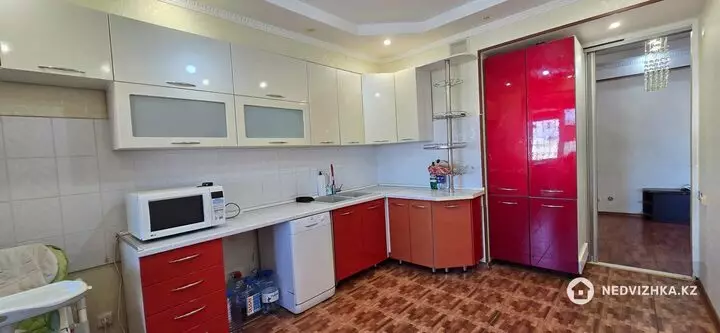 4-комнатная квартира, этаж 6 из 10, 115 м², фотография 4