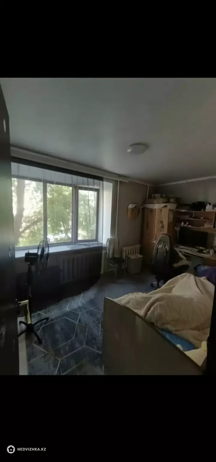 3-комнатная квартира, этаж 2 из 5, 52 м², фотография 5