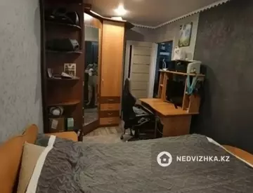 3-комнатная квартира, этаж 2 из 5, 52 м², миниатюра 6