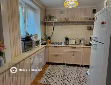 2-комнатная квартира, этаж 1 из 4, 43 м²