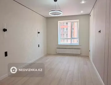 1-комнатная квартира, этаж 4 из 9, 36 м², миниатюра 1