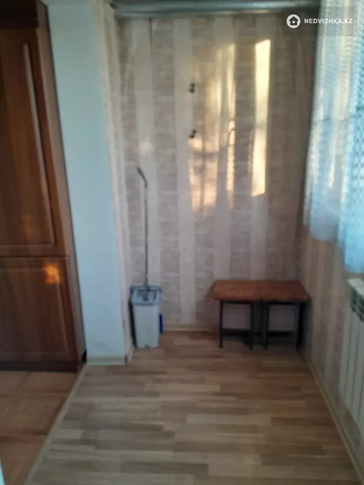 2-комнатная квартира, этаж 4 из 5, 46 м², На длительный срок, фотография 3