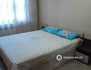2-комнатная квартира, этаж 4 из 5, 46 м², На длительный срок, миниатюра 10