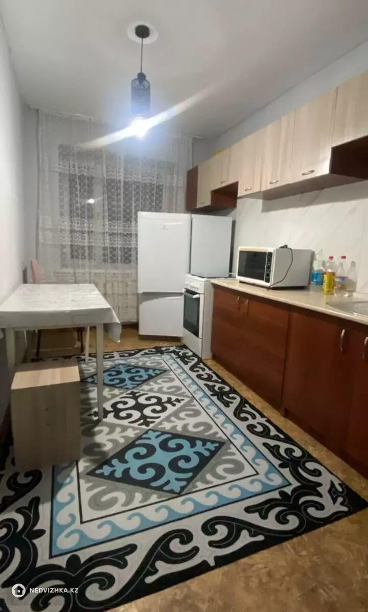 1-комнатная квартира, этаж 5 из 5, 39 м², На длительный срок, фотография 3