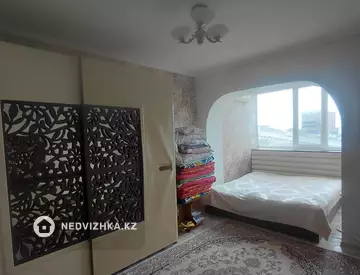 2-комнатная квартира, этаж 2 из 5, 49 м²
