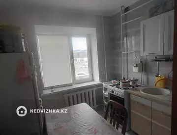 2-комнатная квартира, этаж 2 из 5, 49 м²