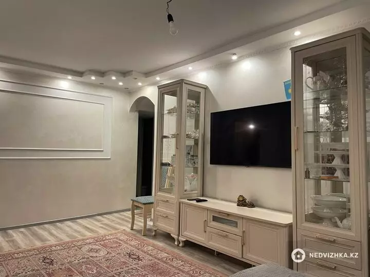 3-комнатная квартира, этаж 2 из 4, 59 м², фотография 5