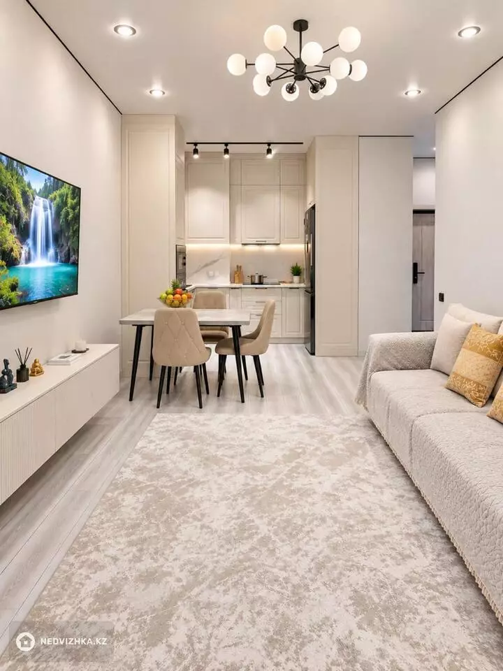 2-комнатная квартира, этаж 9 из 14, 47 м², фотография 3