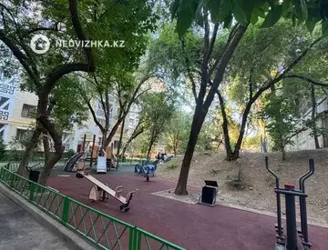 1-комнатная квартира, этаж 2 из 9, 40 м²