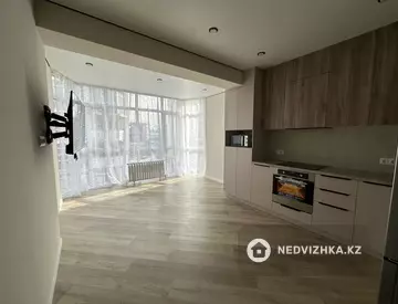 2-комнатная квартира, этаж 3 из 5, 63 м²
