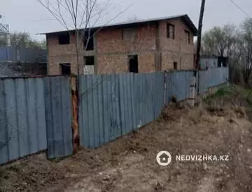 4-бөлмелі үй, 5.6 соттық, 260 м², 10-нобай