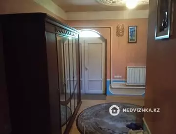 7-бөлмелі үй, 8.2 соттық, 330 м², 8-нобай
