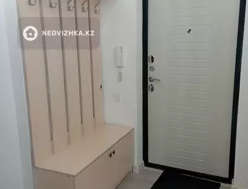 2-комнатная квартира, этаж 5 из 17, 56 м², На длительный срок